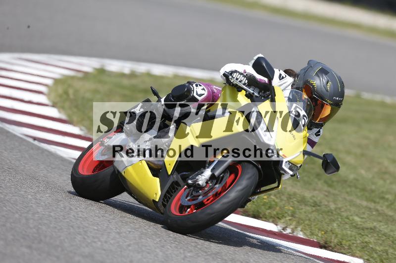 /Archiv-2025/49 26.08.2025 Cornu Master School ADR/gruen-vert/56